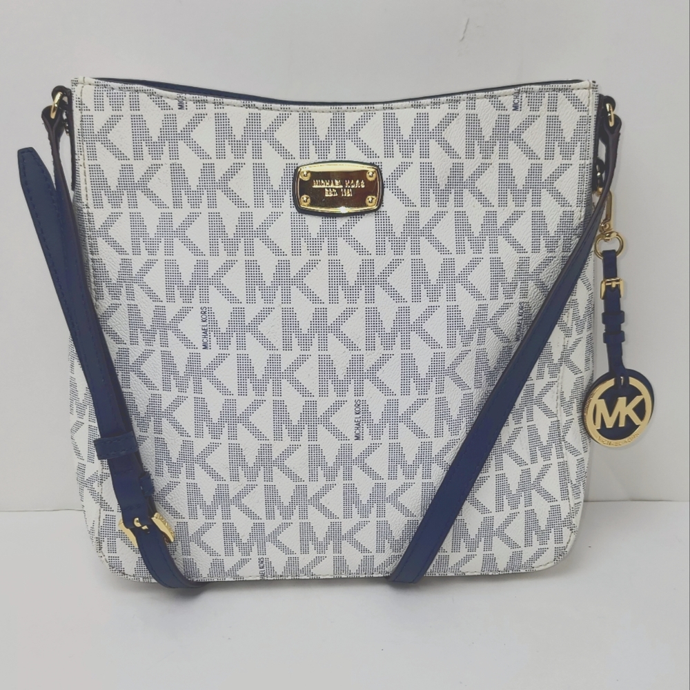 Michael Michael Kors Jet Set Travel Large Messenger Crossbody